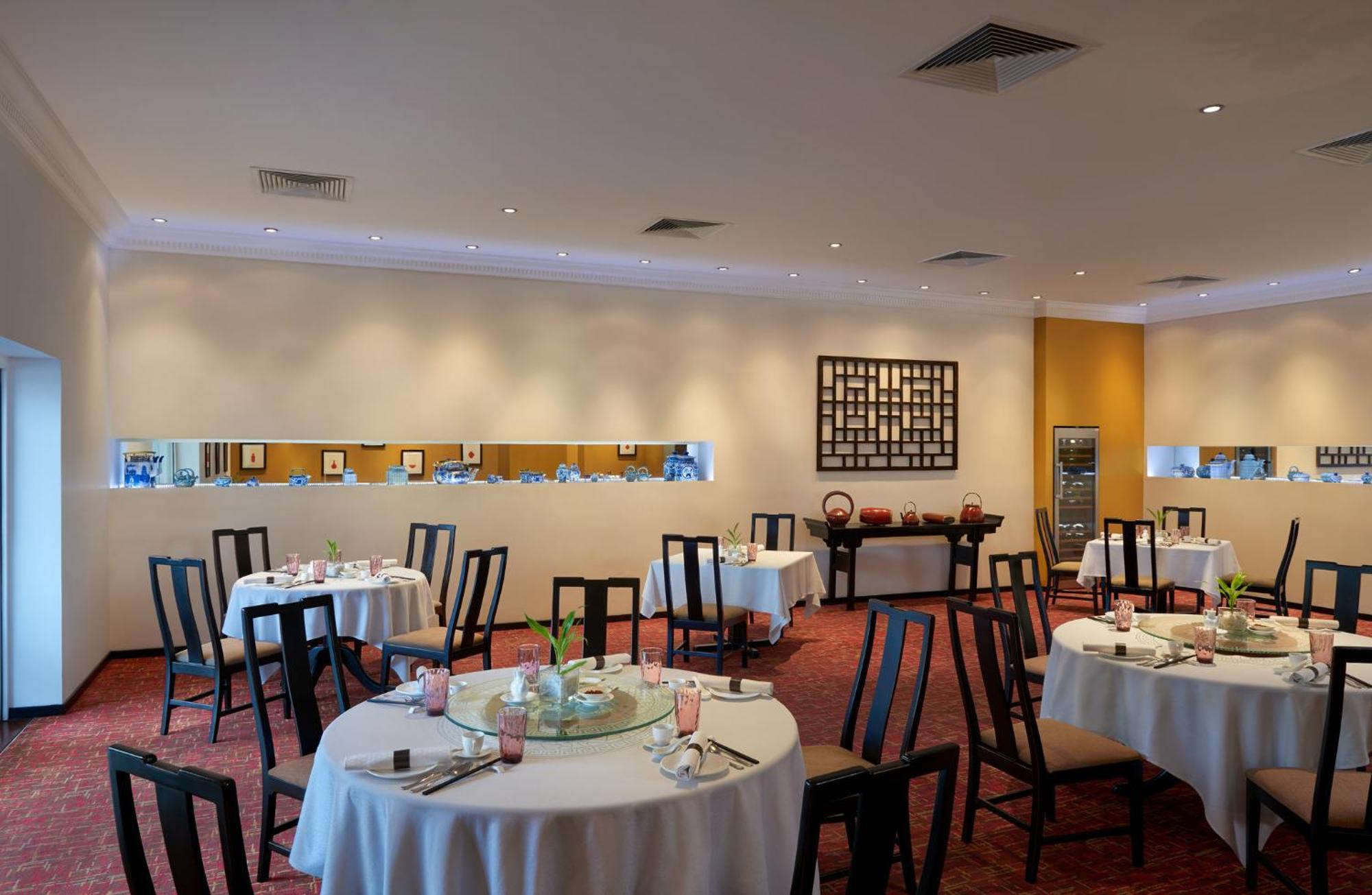 فندق سينامون ليكسايد كولمبو المظهر الخارجي الصورة Interior of the restaurant